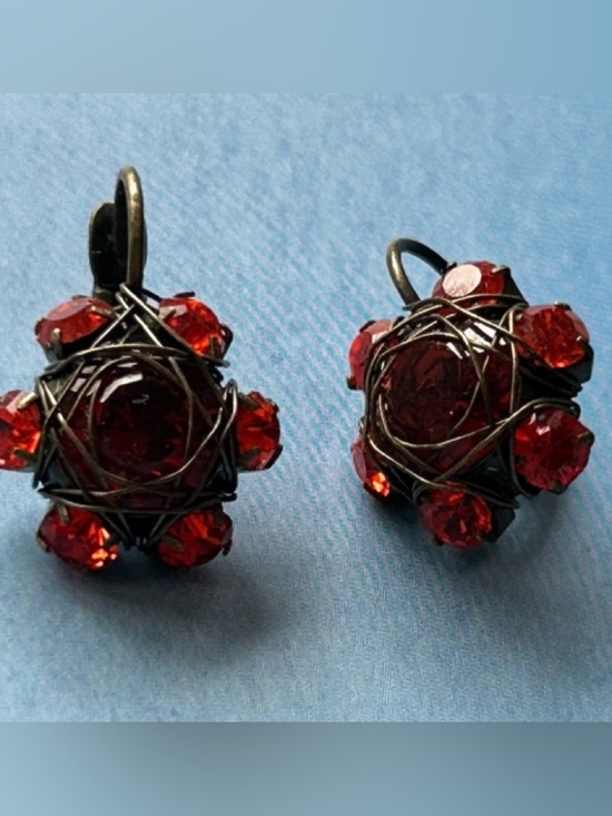 Miranda Konstantinidou Jewelry - KONPLOTT By Miranda Konstantinidou Red Crystal, Leverback Earrings